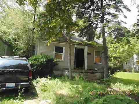 12033 Rutland (2)_m.jpg